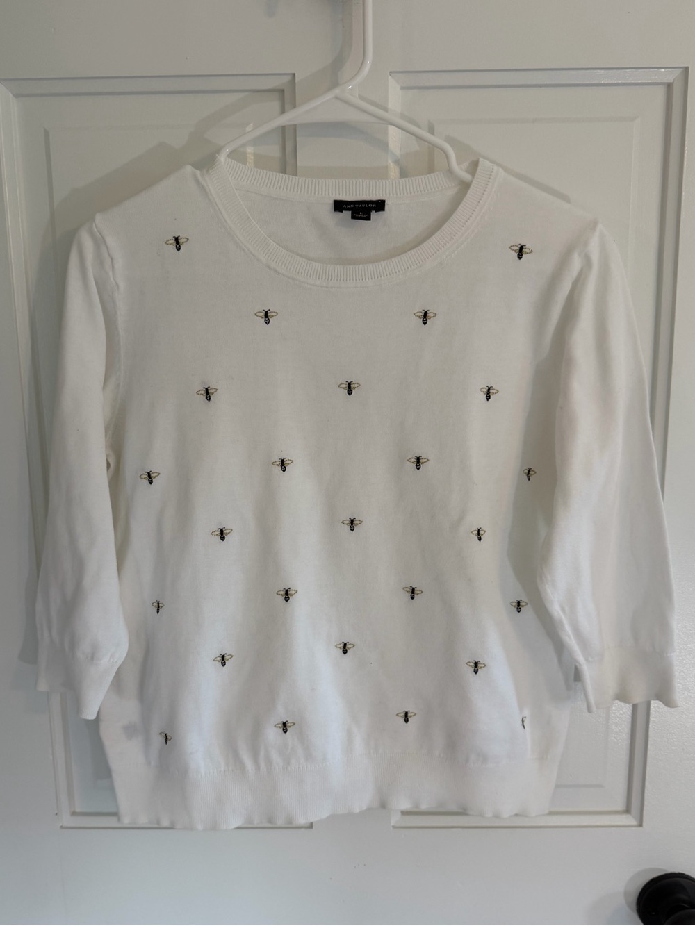 Ann Taylor Bee Embroidered Cotton Sweater White 3/4 Sleeve Large